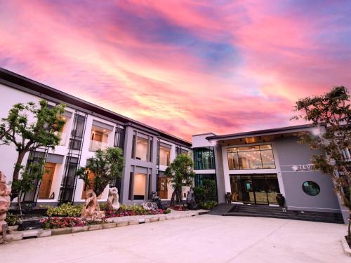 Mae Sai Hotel | TEVA Valley Resort