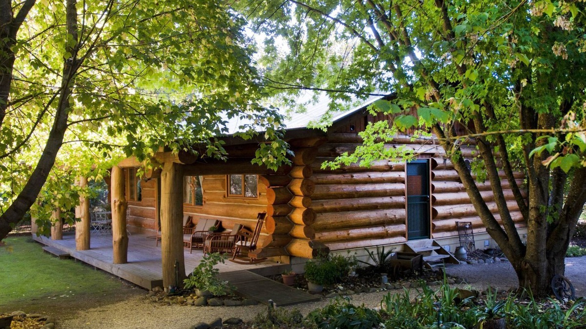 Porepunkah Cabin | Tewksbury Lodge - Authentic Log Cabin