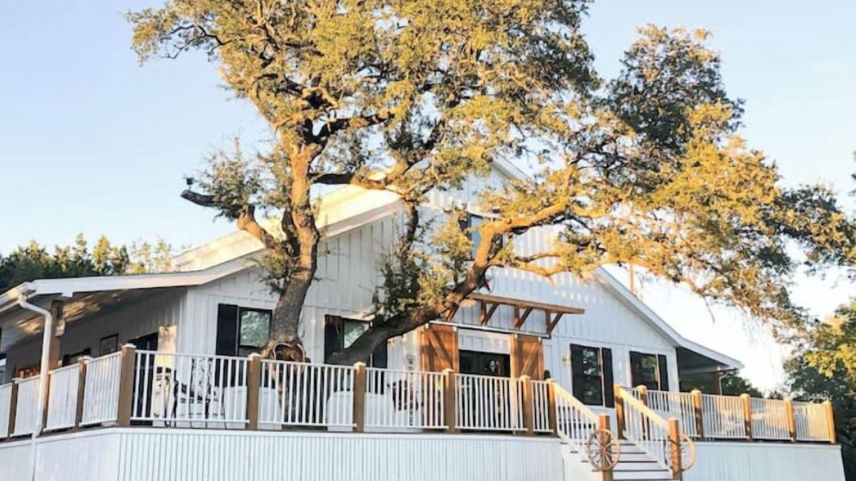 Liberty Hill Apartment | Texas Ambience at the Barn and Silon