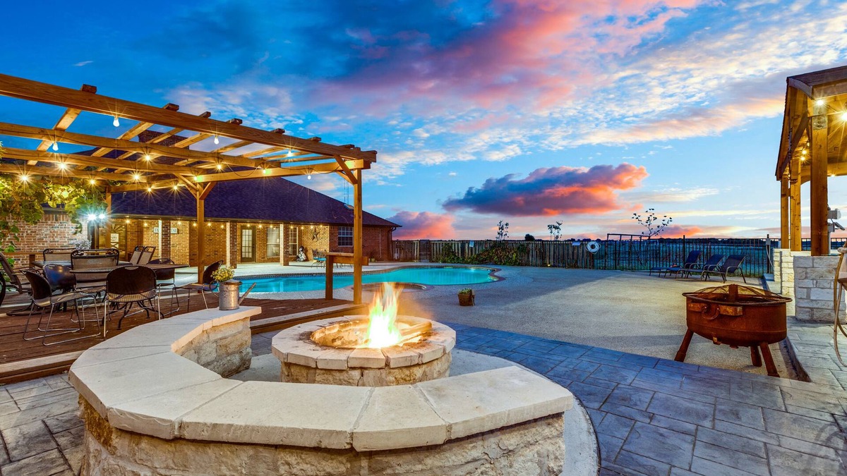 Weston Other | Texas Farmhouse on 10 Acres with private Pool and Hot Tub Spa