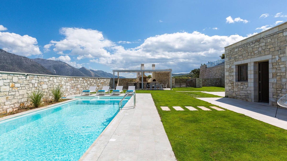 Mylopotamos Villa | Thalmargia Villa I, Ground floor Villa, Ideal for Children & BBQ facilities.