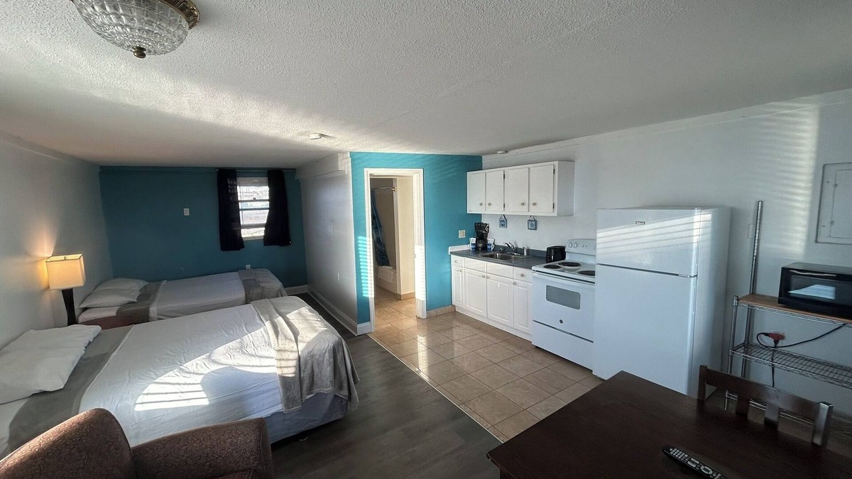 Groton Hotel | Thames Inn & Marina