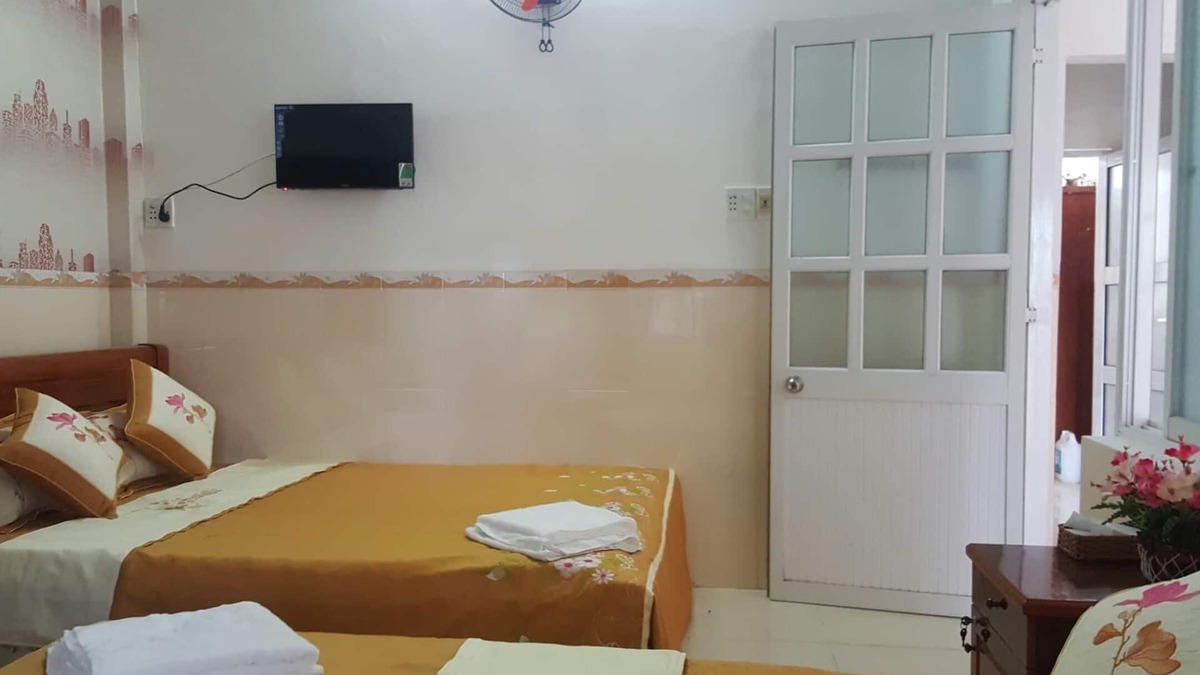 Binh Dinh House | Thành Đạt 2 Hostel, full house, 2minutes walk to the beach
