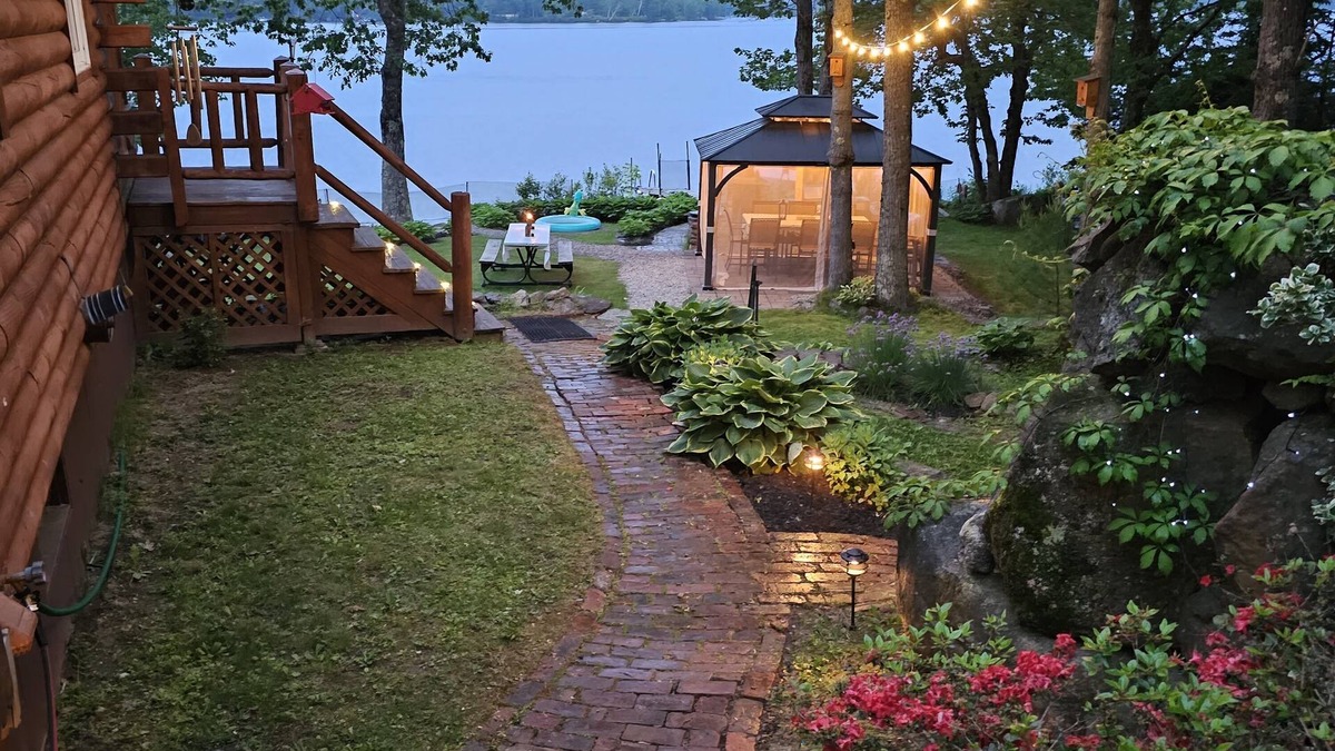 Washington House | THANKSGIVING SPECIAL, RENT 3 NIGHTS GET 4TH NIGHT FREE!