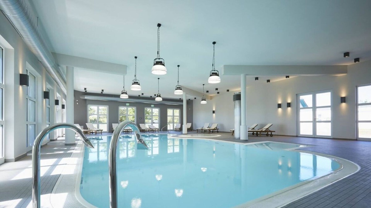 Kreptitz Apartment | Thatched villa with 2 bedrooms and fireplace E26