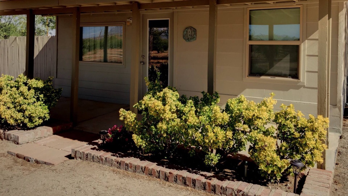 Saint David House | The 4V Cabin offers privacy, easy access, pet friendly.