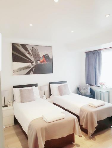 Ponders End Bed & Breakfast | The 55