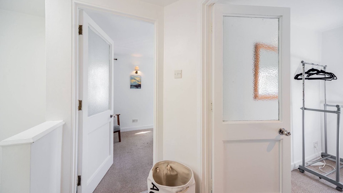 Kensal Green House | The 8 ball getaway