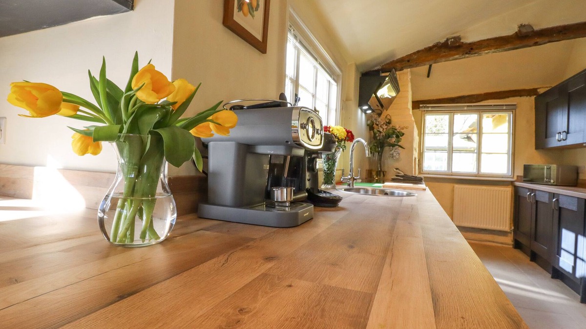 Bury St Edmunds House | The Abbey Cottage