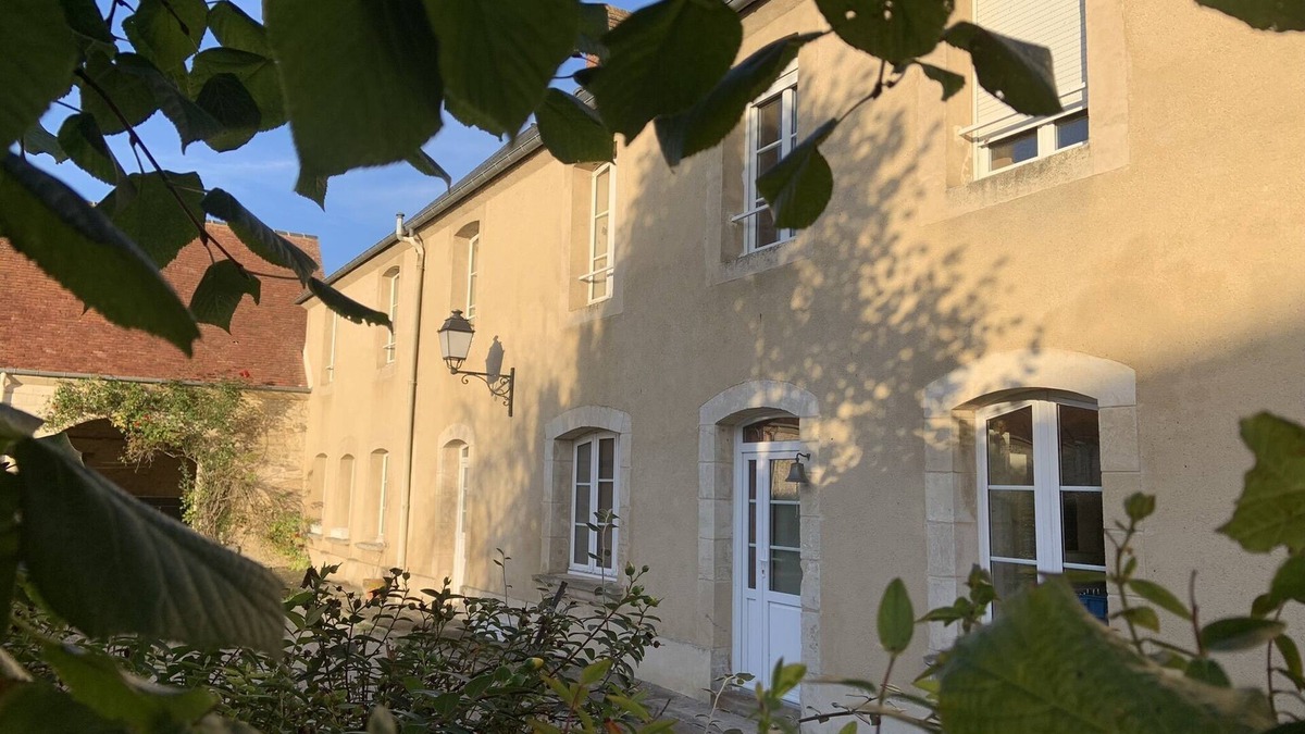 Silly-en-Gouffern House | The Abbey farm