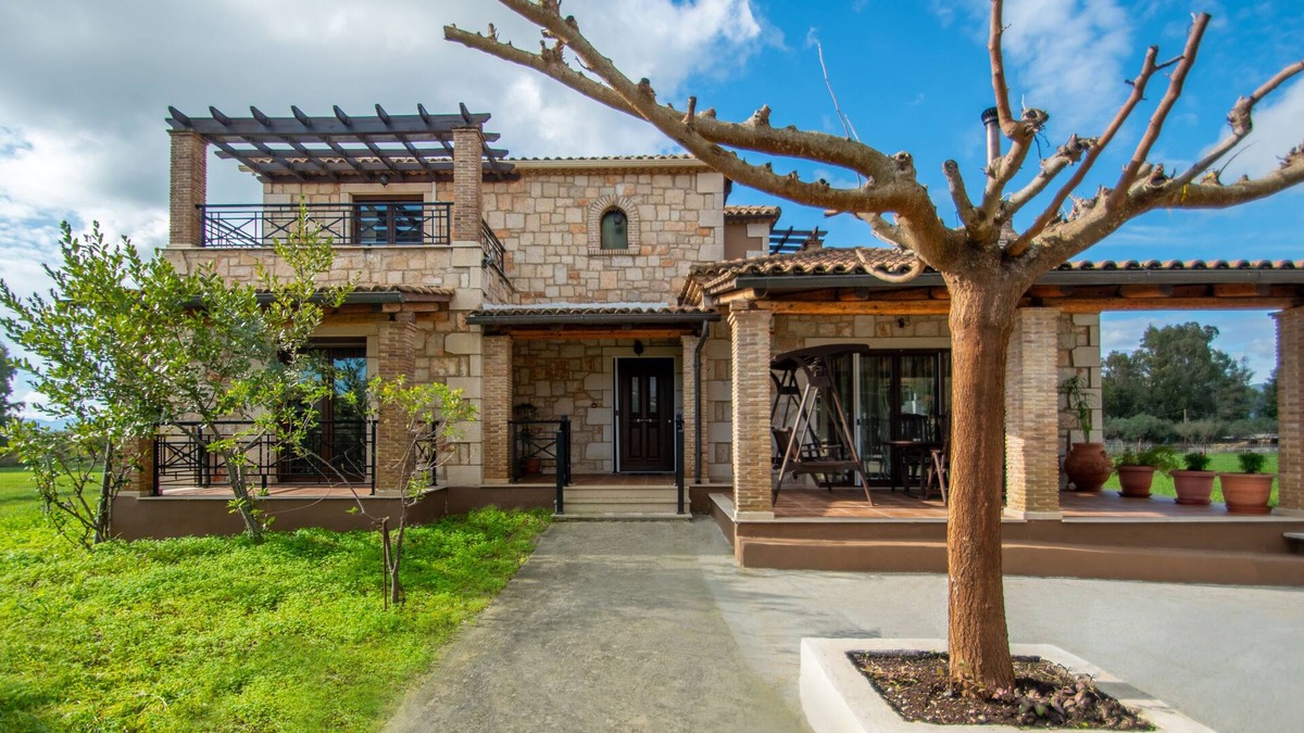 Gaitanion House | The accommodation is suitable for families and friends