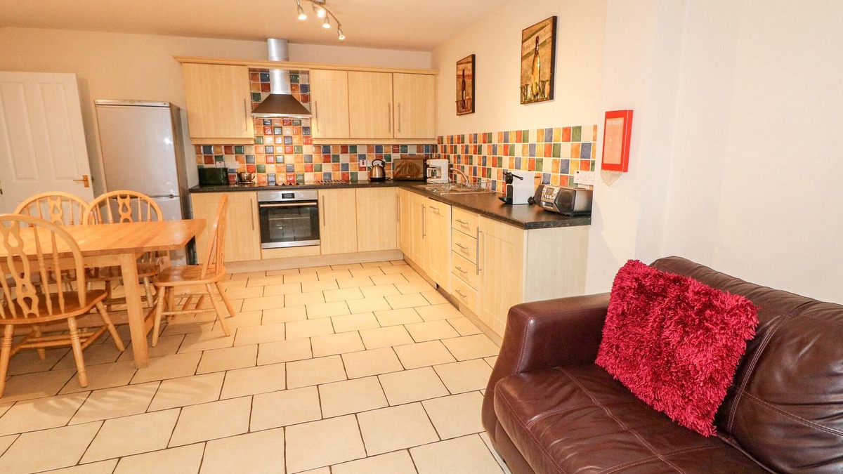 Coleraine Cottage | The Admiral