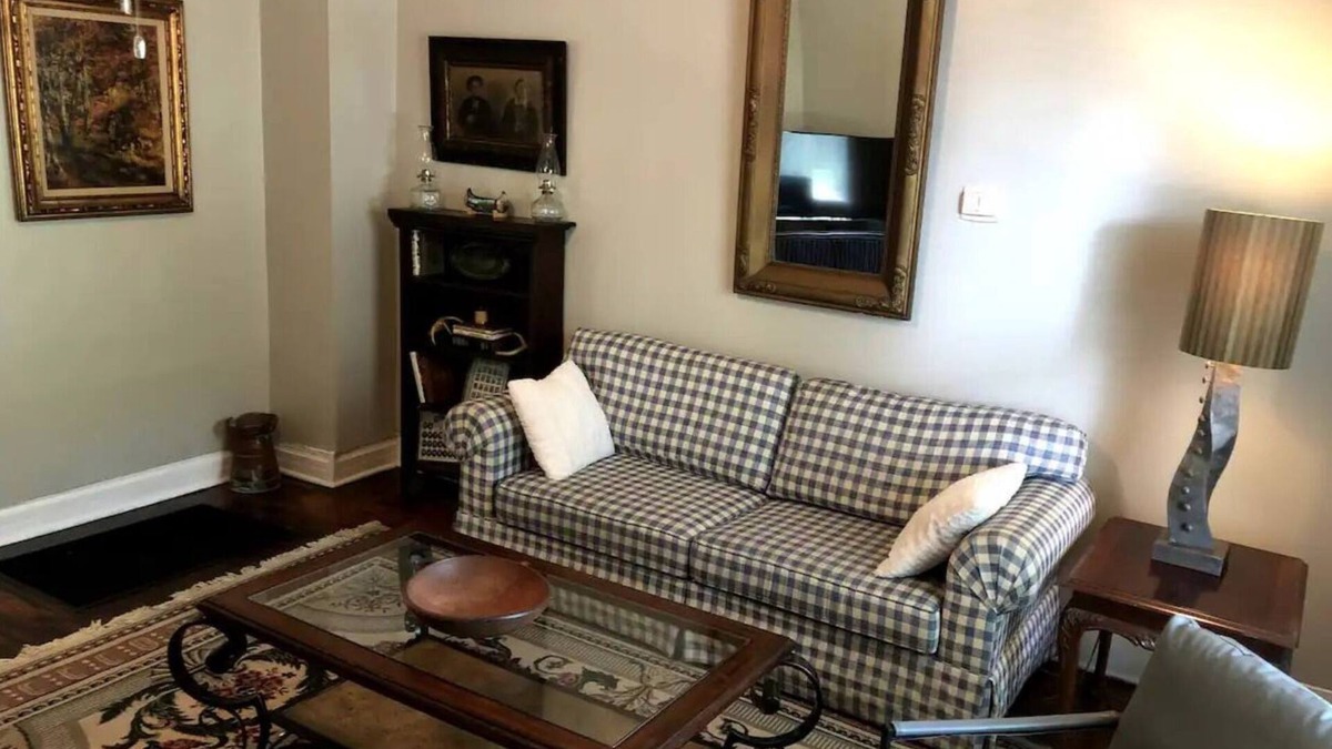 Jackson Apartment | The Alexandria House #1