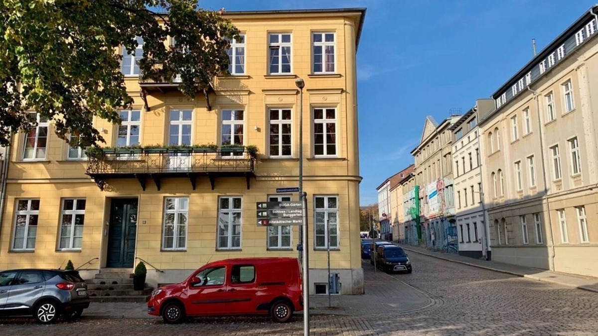 Schwerin Apartment | The "Alexandrine" apartment on Pfaffenteich, right in the heart of Schwerin