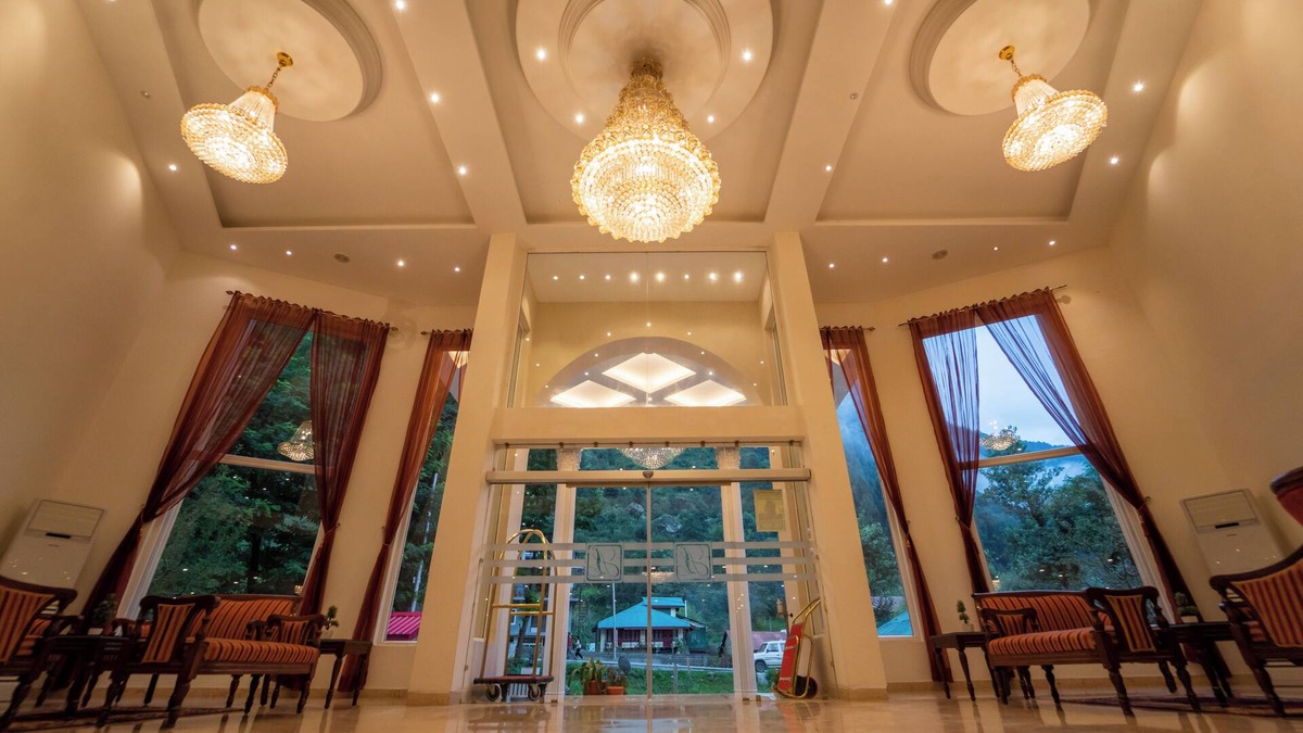 Bashisht Hotel | The Allure Grand Resort