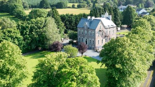 Clogheen House | The Almanage