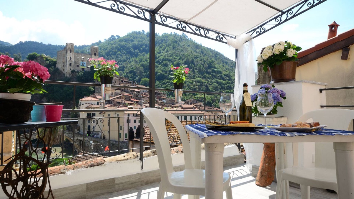 Dolceacqua House | The Ancient Tower - "La Grande"
