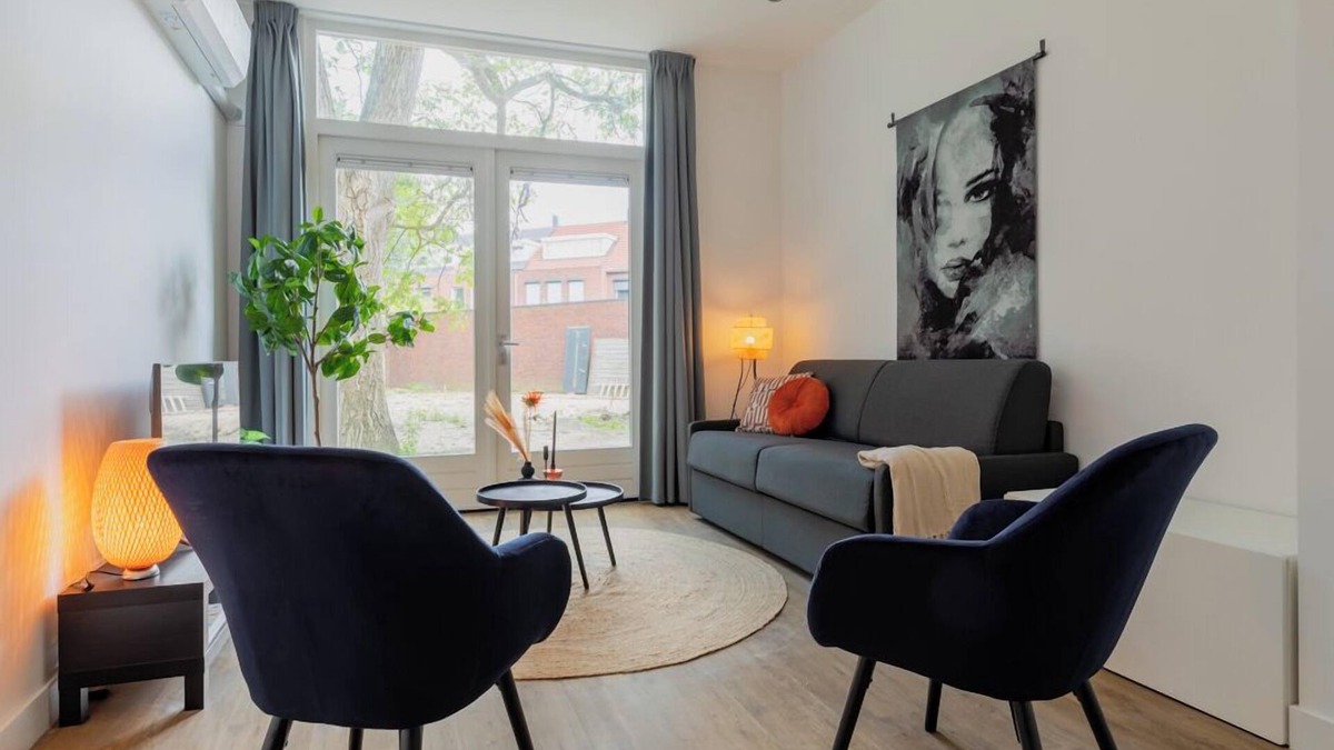 Municipality of Tilburg Apartment | The apartment features one luxuriously appointed bedroom.