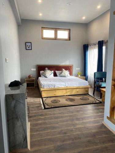 Leh House | The apricot house