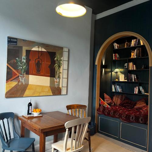 Kilmun Apartment | The Art Apartment