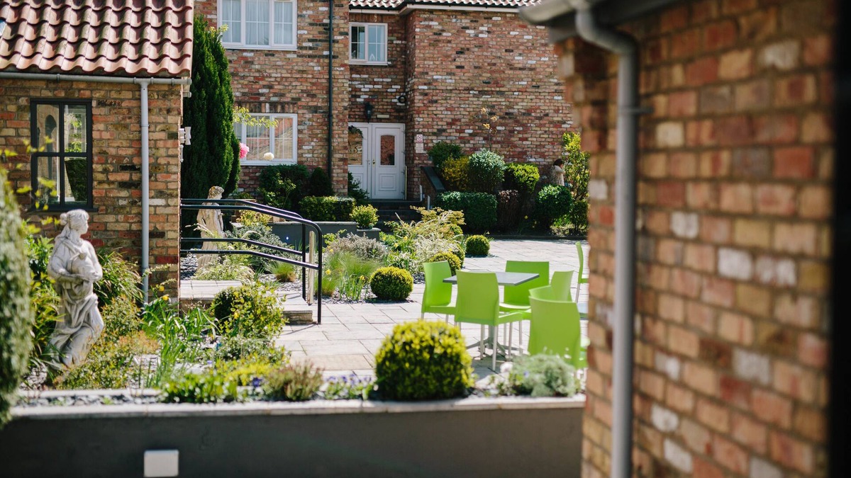 North Killingholme Hotel | The Ashbourne Hotel, BW Signature Collection