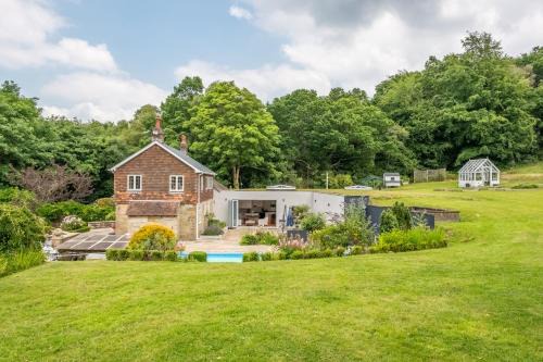 Coleman's Hatch House | The Ashdown Escape