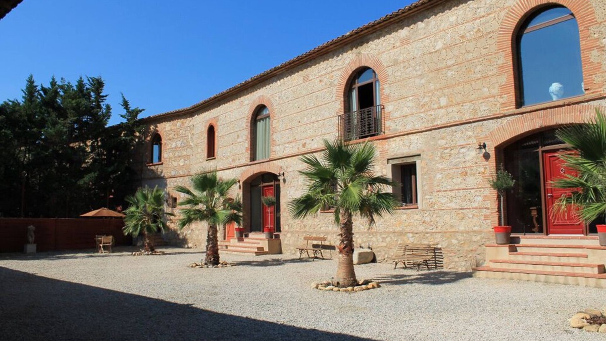 Thuir House | The Aspres cottage at the Domaine de Montcalm