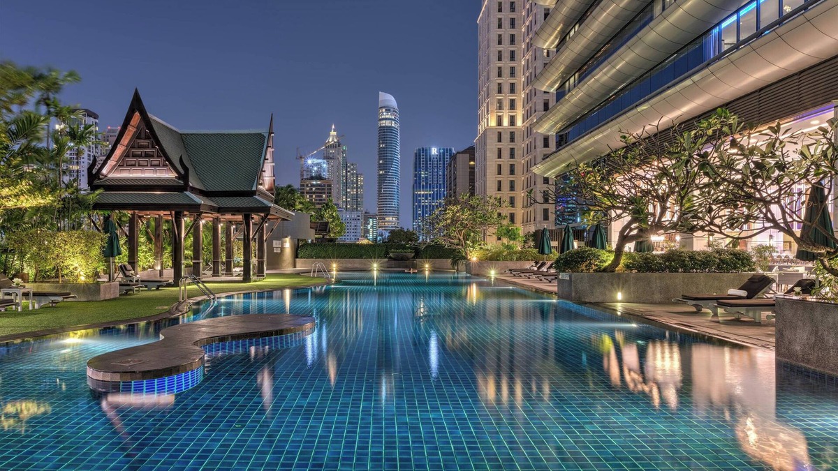 Ploenchit Hotel | The Athenee Hotel, a Luxury Collection Hotel, Bangkok