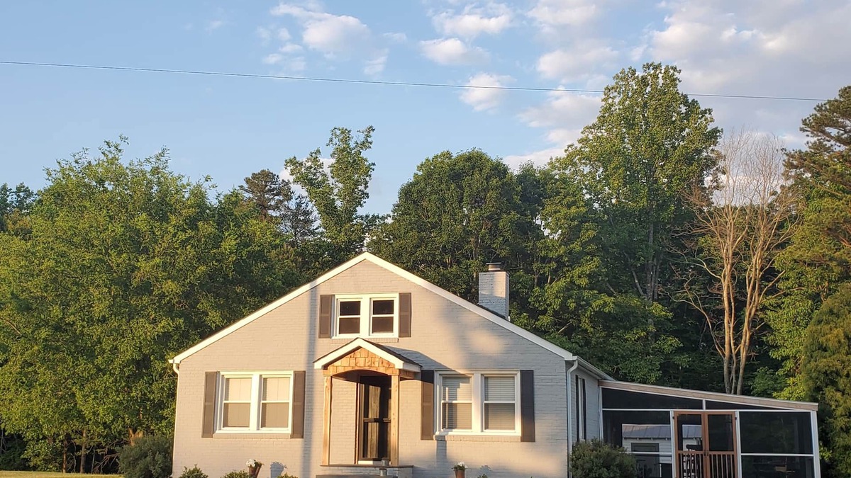 King House | The B's Nest-Cozy County Heaven! 5 Star Host!