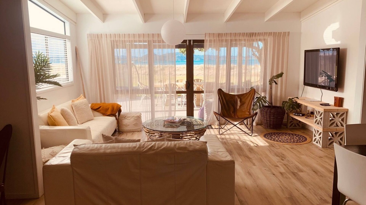 One Tree Point House | The Bach @ Marsden Waterfront