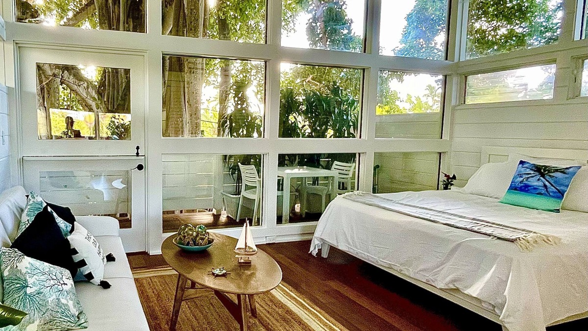 Kailua House | The Banyan Beach Bungalow