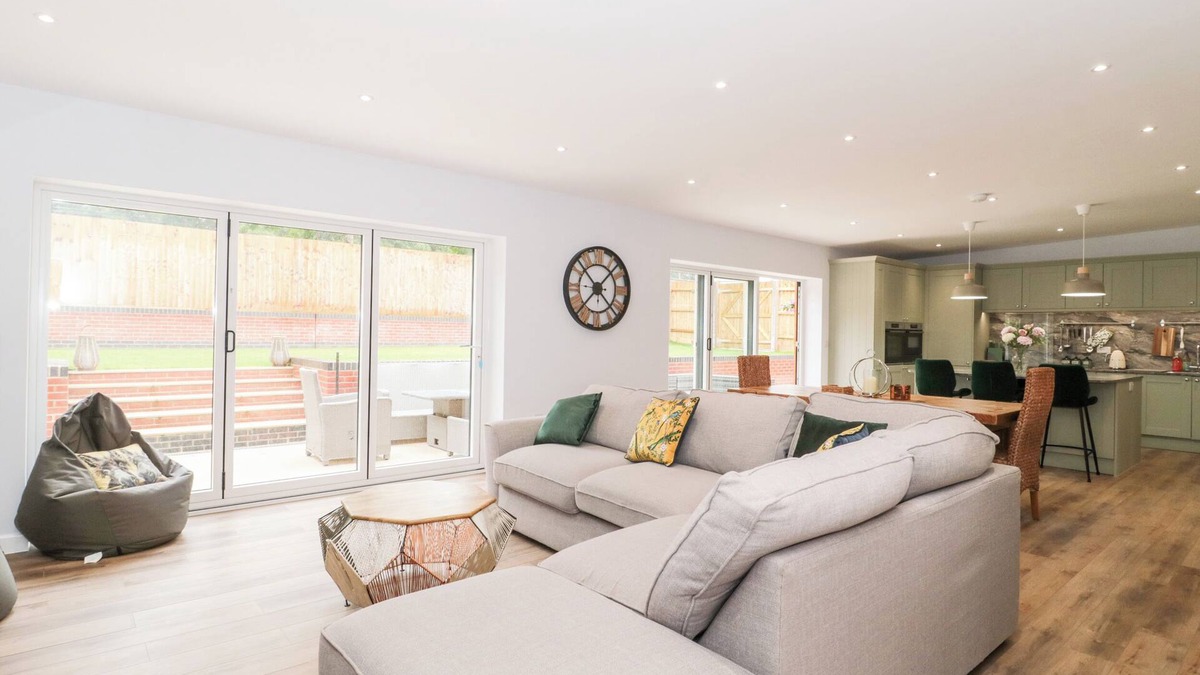 Lytchett Matravers Cottage | The Barn