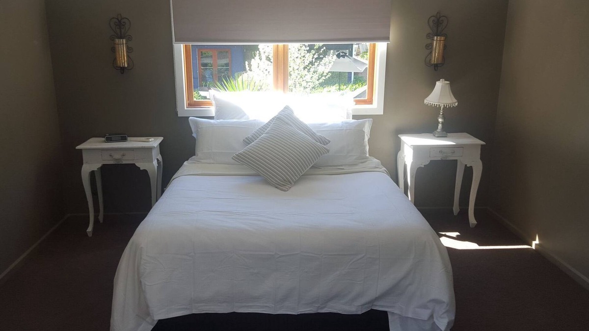 Montrose House | The Barn House - Montrose