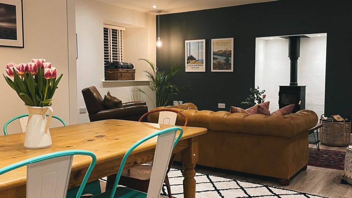 Balfron House | The Barn, two bedroom, two-storey accommodation