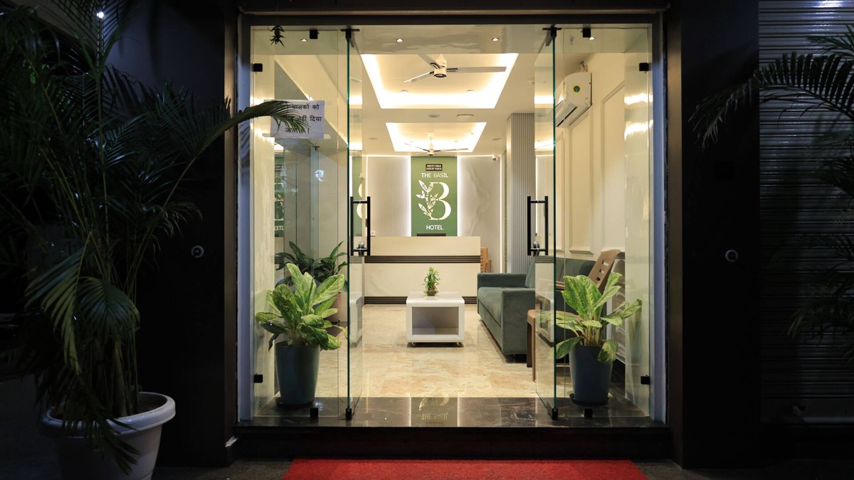 Gayariawas Hotel | The Basil Hotel