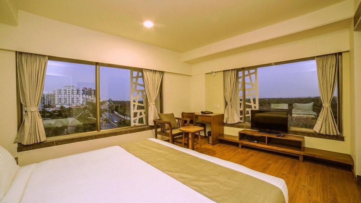 Bhavnagar Hotel | The Basil Park
