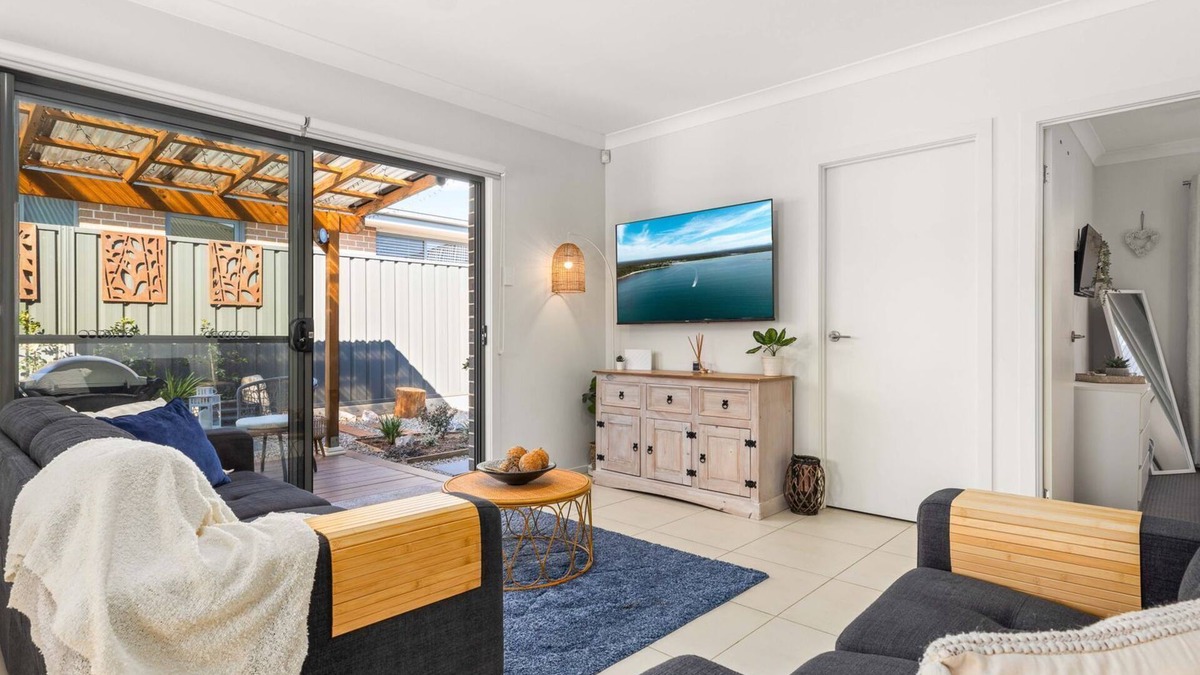 Vincentia House | The Bayswood Retreat on Moona Creek by Experience Jervis Bay