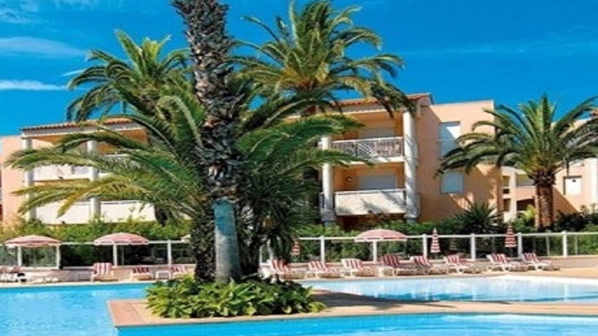 Golfe Juan Apartment | THE BEACH 300 m AWAY, THE PALMS, THE SUN
