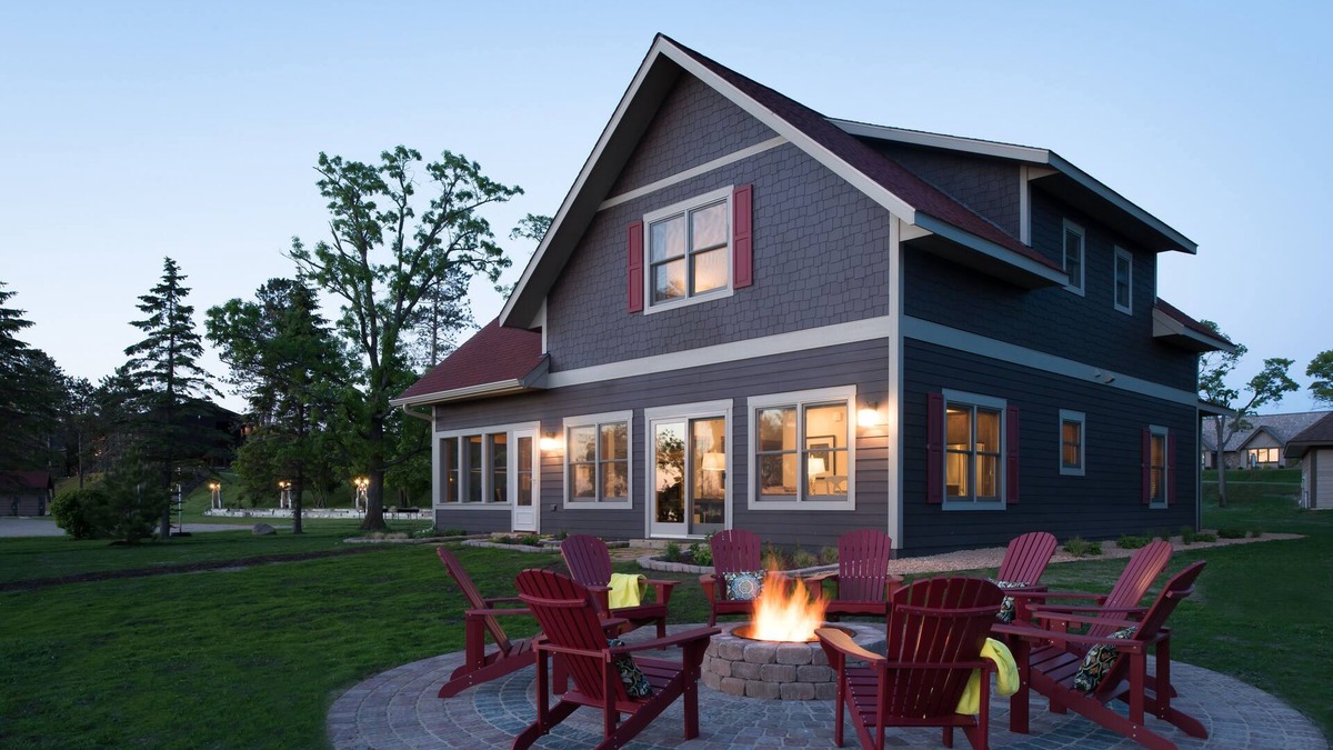 East Gull Lake Cabin | The Beach House at Madden's