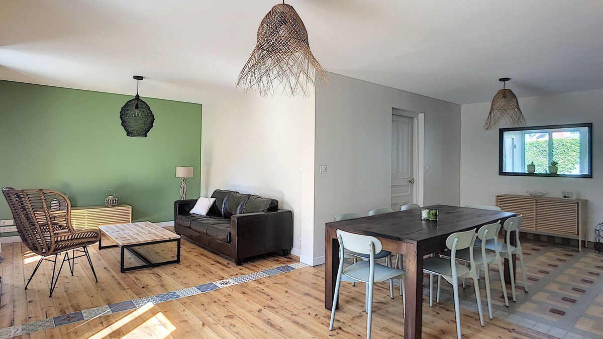 Porspoder House | The Beach House holiday house 2 steps from the beach and shops