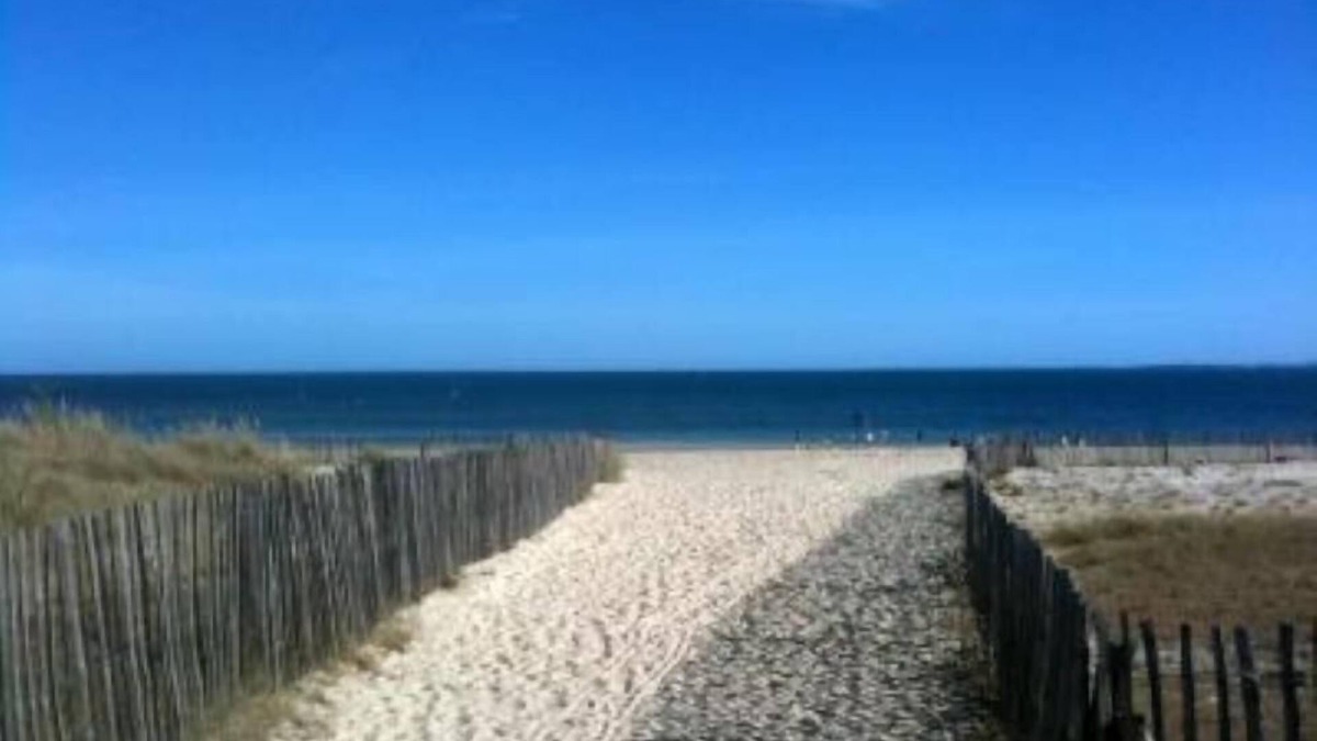 Carnac Apartment | The beach is a few steps away.