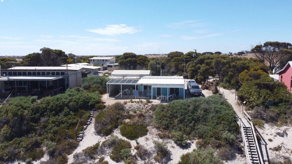 Para Wurlie House | The Beach Shack - Point Souttar