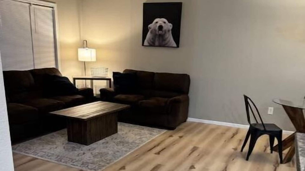 Northeast Anchorage House | The Bear Den