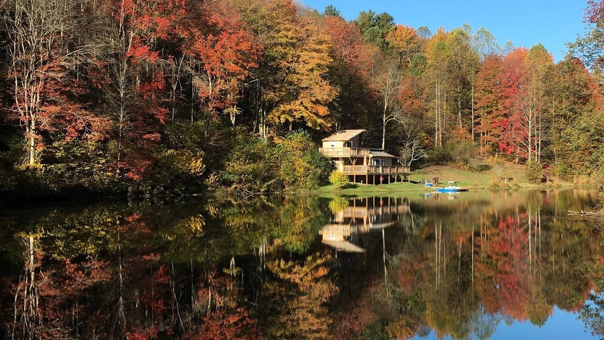 Malaga Cabin | The Beaver Lodge at Dragonfly Lake