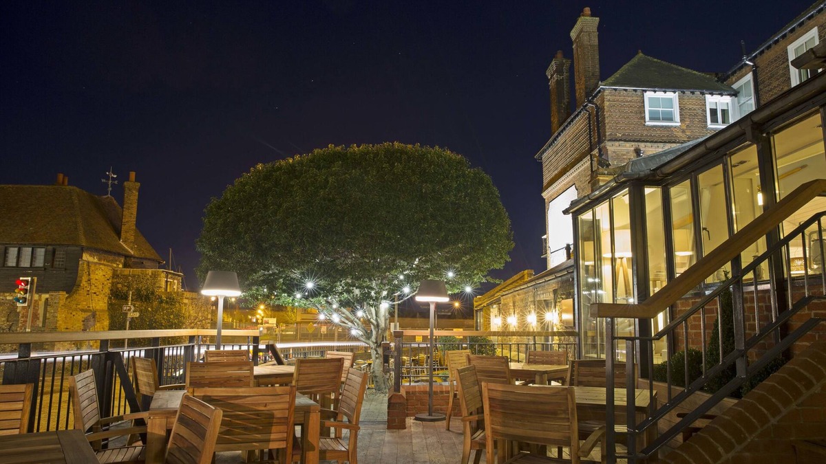 Sandwich Hotel | The Bell Hotel