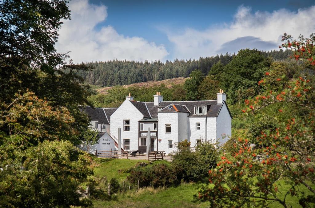 Dervaig Hotel | The Bellachroy
