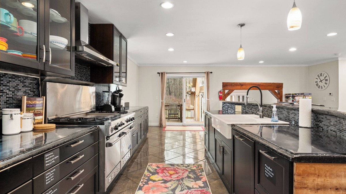 Glendale House | The Berkshires Basecamp