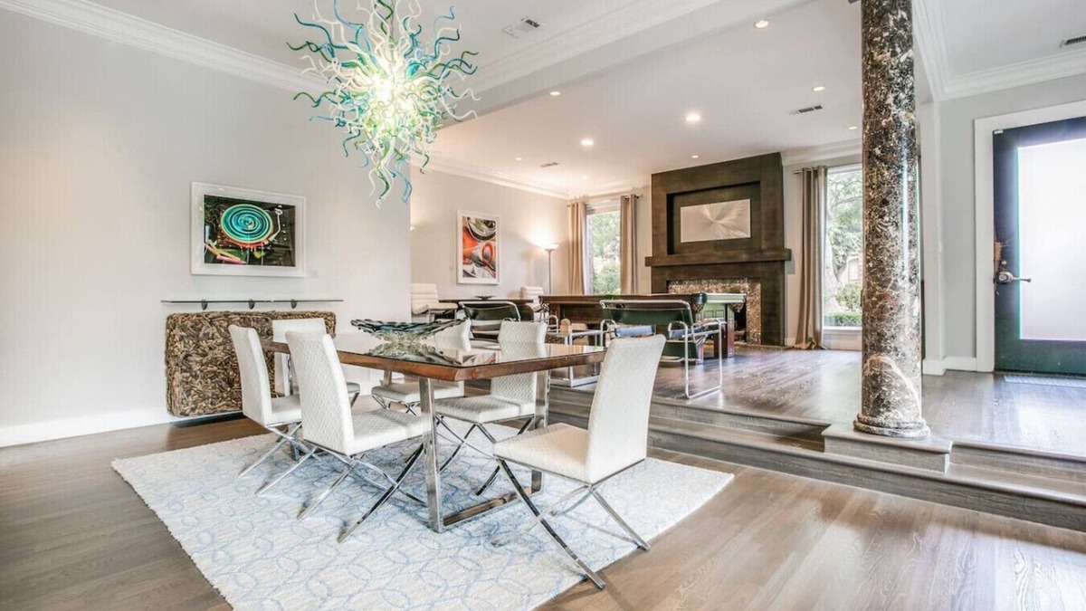 Lake Highlands House | The Best Dallas Has To Offer. Heated Pool/Spa!
