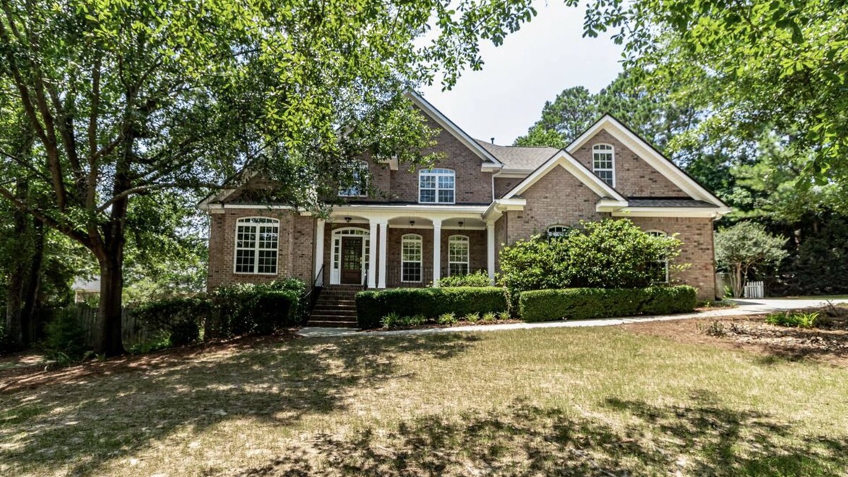 Evans House | The Best Masters Stay for your group! Heated pool! 😎☀️Only 5mi to Aug.National!