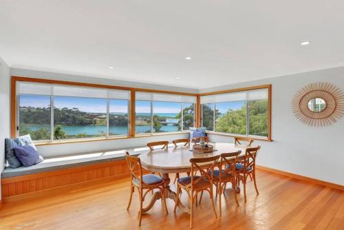 Scamander House | The BEST Scamander Beach House!